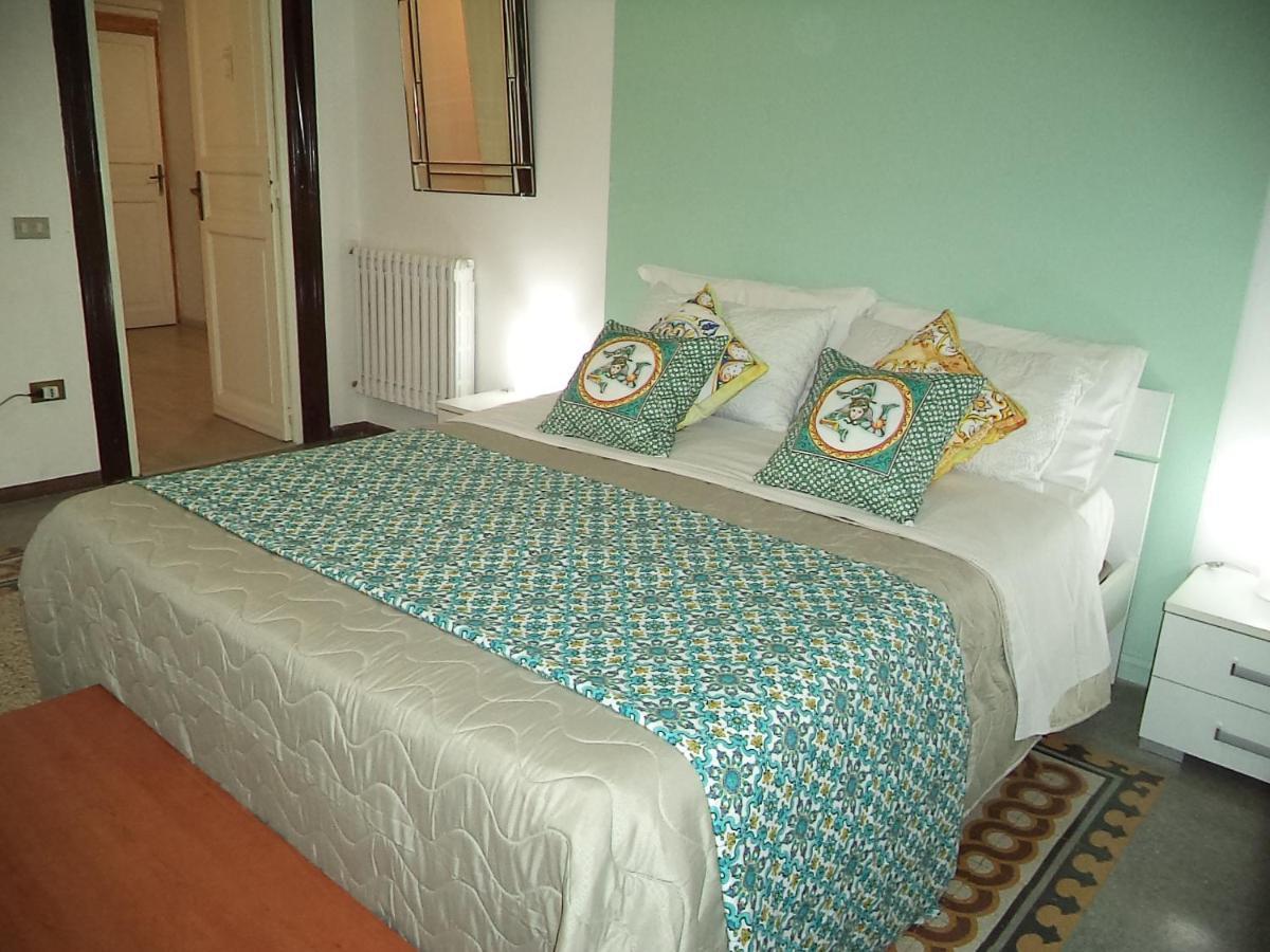 Locami Palermo Centro Rooms Eksteriør billede