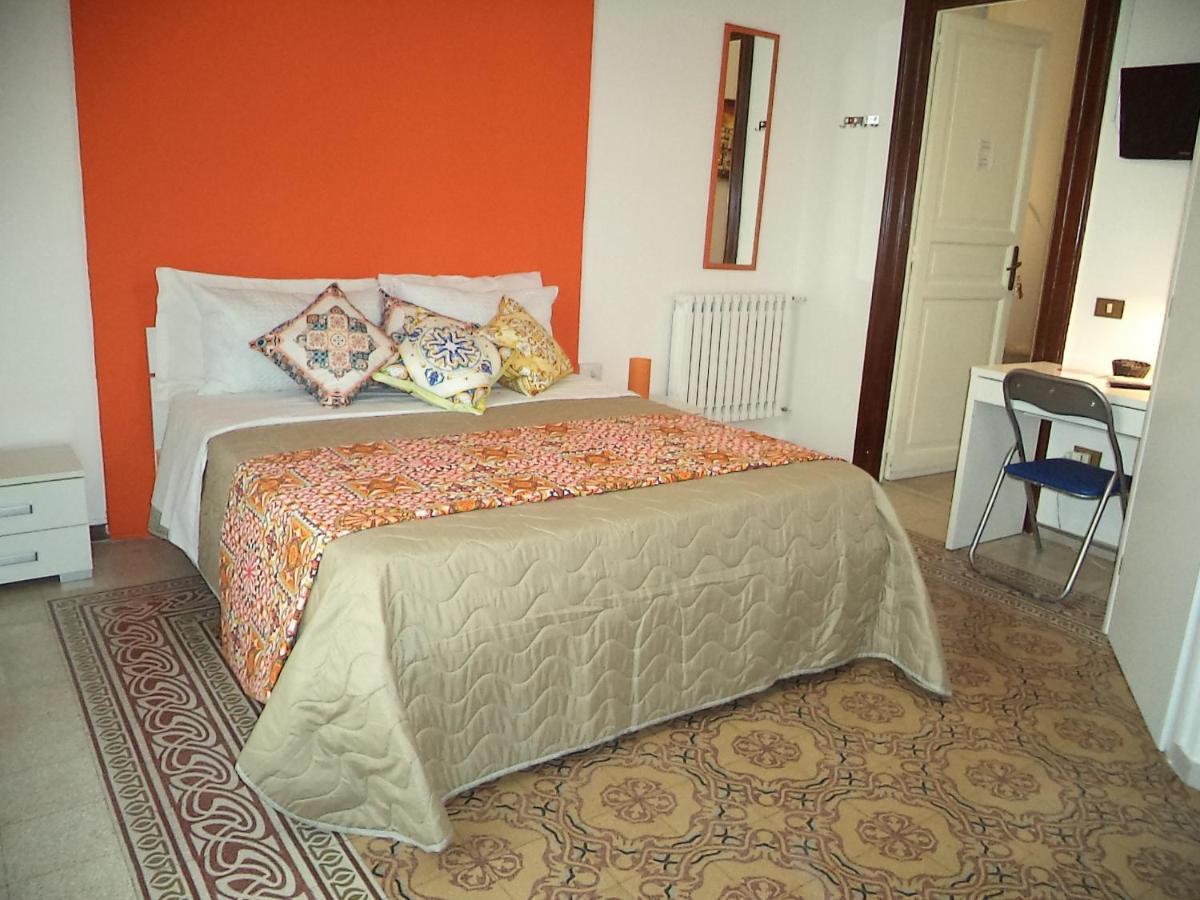 Locami Palermo Centro Rooms Eksteriør billede