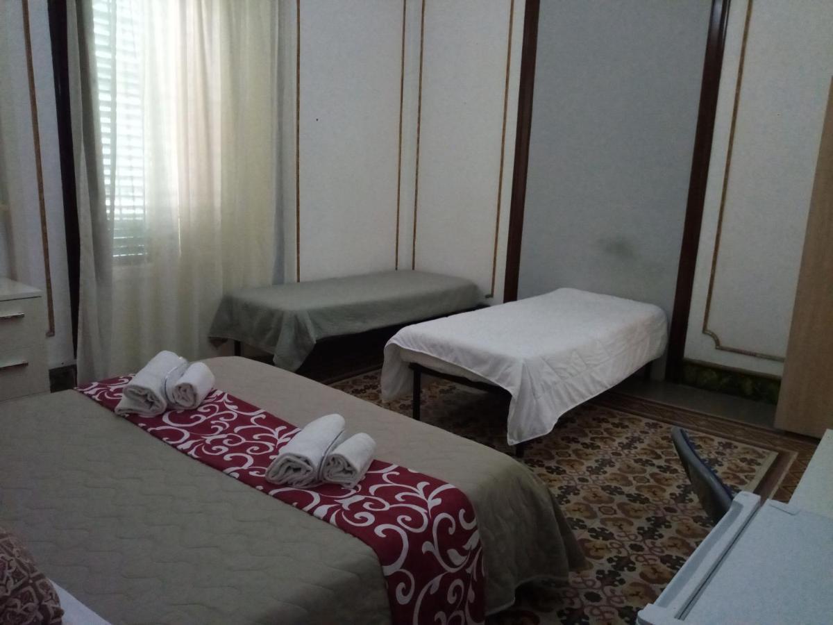 Locami Palermo Centro Rooms Eksteriør billede